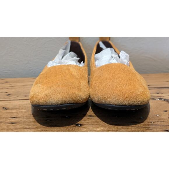 Born Adour Yellow (Mustard) Suede Ballet Flats Womens Size 7.5M - Picture 2 of 9